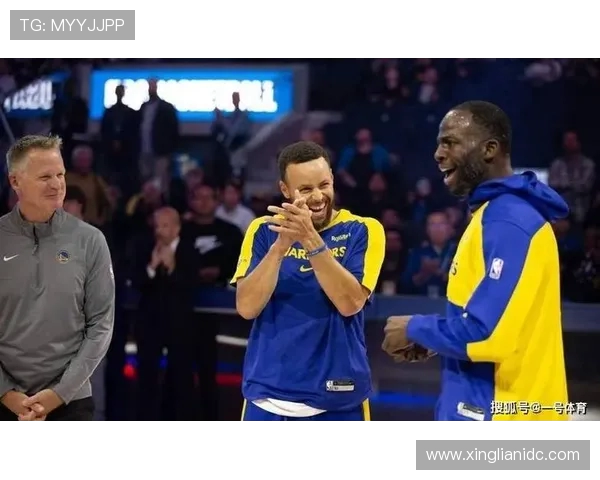 库里称球队收官阵容缺乏训练营磨合但凭球商与韧性成功渡过难关