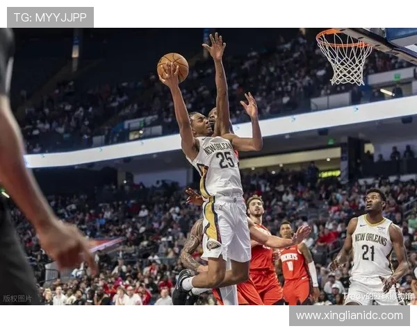 进攻火力全开首节轰下十五分三篮板外线手感炙热助球队强势开局